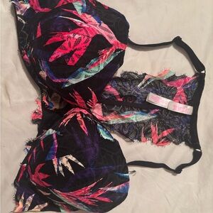 PINK Victoria's Secret Vibrant Bra